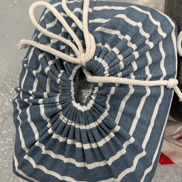 🥳SOLD🥳💙room essentials sheet set💙 - Picture 4 of 4